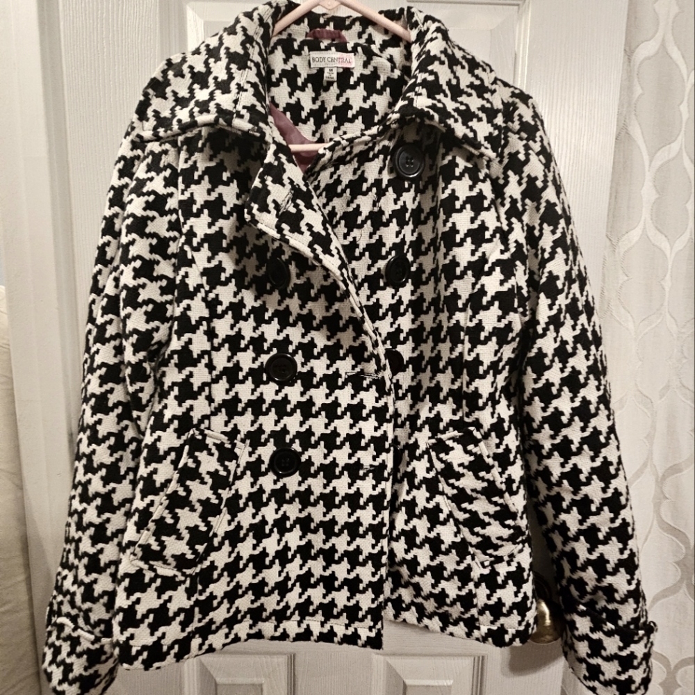 Houndstooth short length peacoat